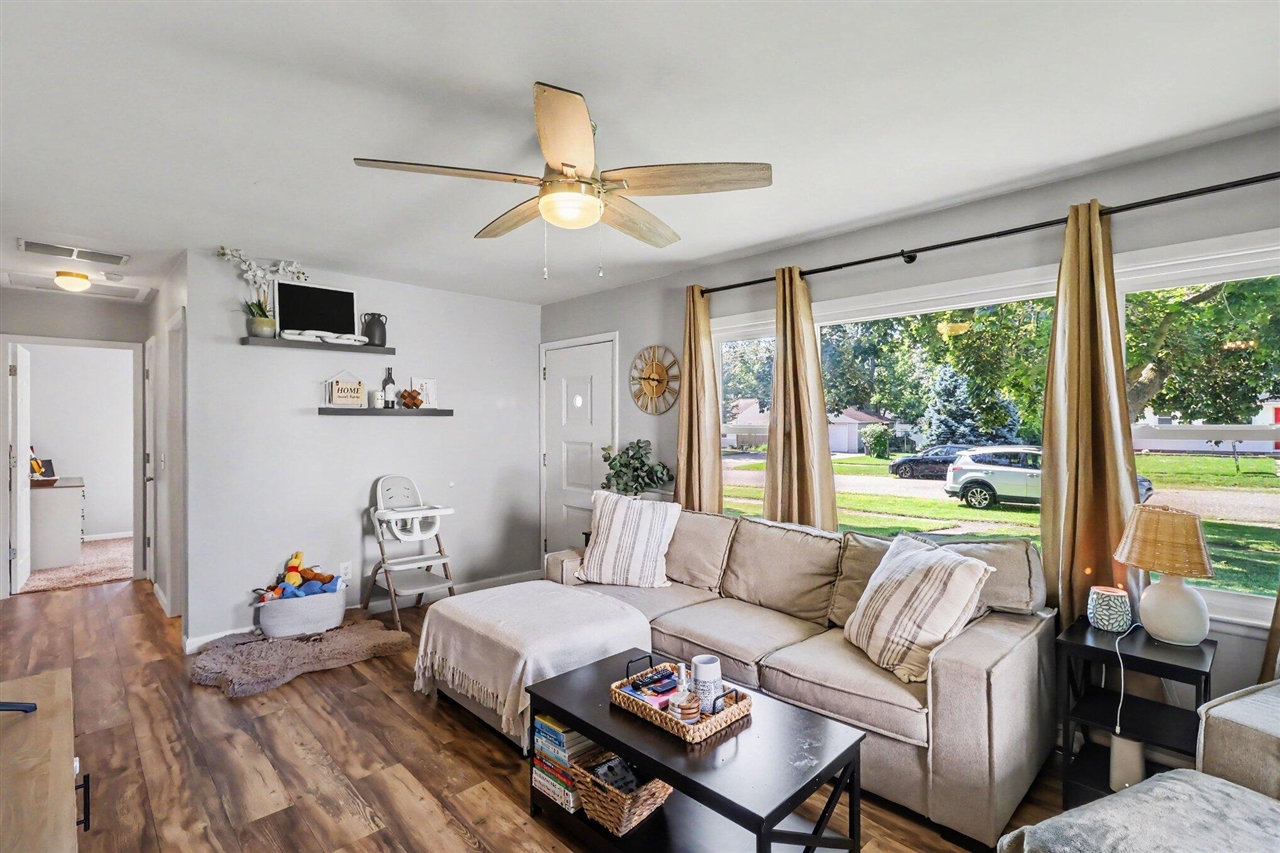 4th image of 2225 Southern Ave, Kalamazoo, MI 49001 | MLS# 70545481