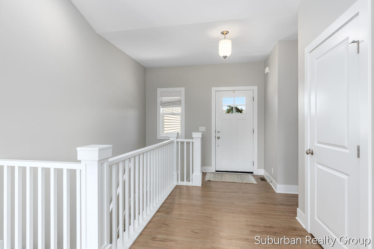3rd image of 7361 Yellowstone Dr, Hudsonville, MI 49426 | MLS# 70545492