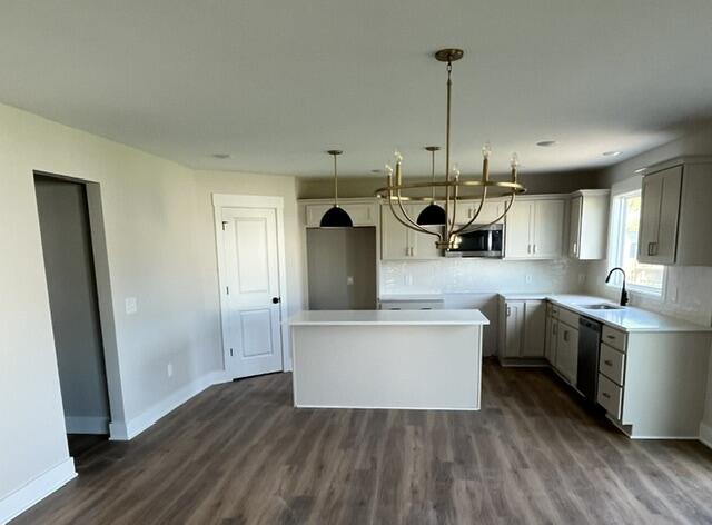 Photo 2 of Single family home for sale at 671 Waterford Village Dr, Grand Rapids, MI 49534 | MLS# 70545506 | Listing updated on 2026-09-23