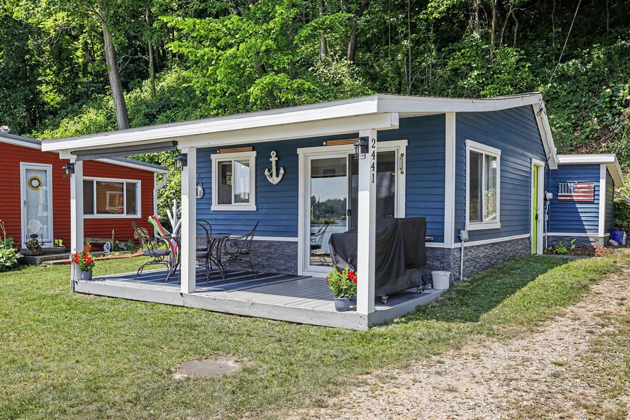 2nd image of 2441 Bristol Lake St, Dowling, MI 49050 | MLS# 70545507