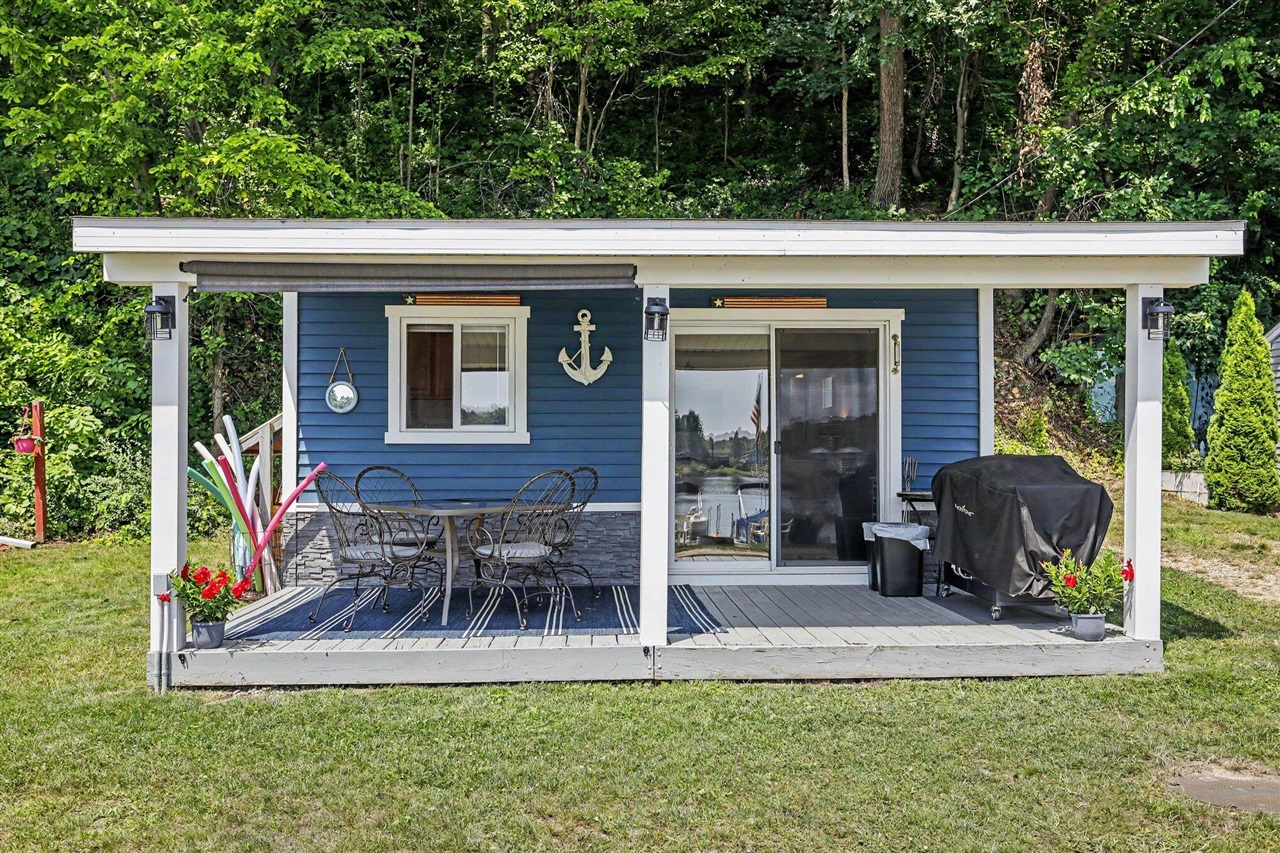 3rd image of 2441 Bristol Lake St, Dowling, MI 49050 | MLS# 70545507