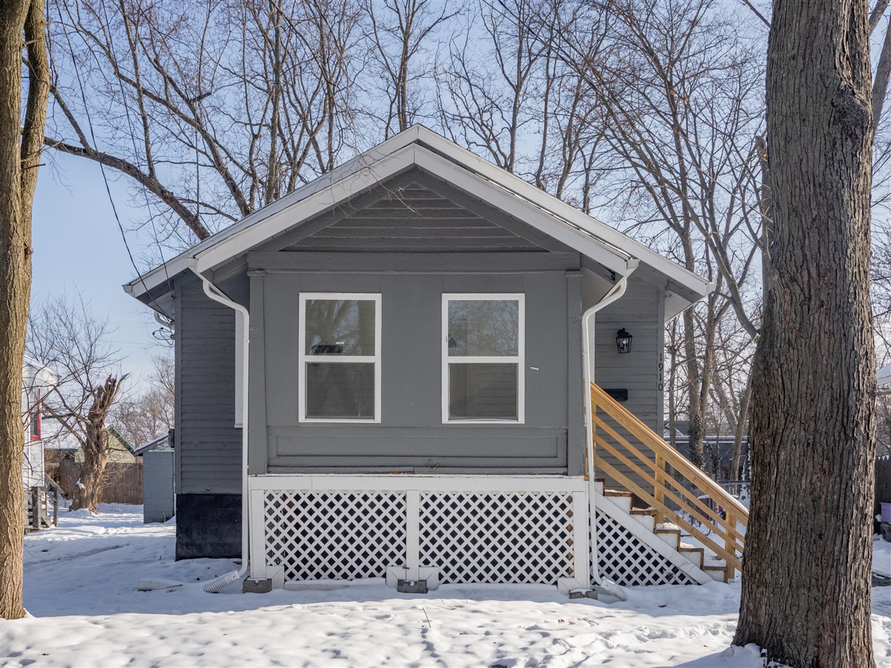 2nd image of 1910 N Rose St, Kalamazoo, MI 49007 | MLS# 70545565