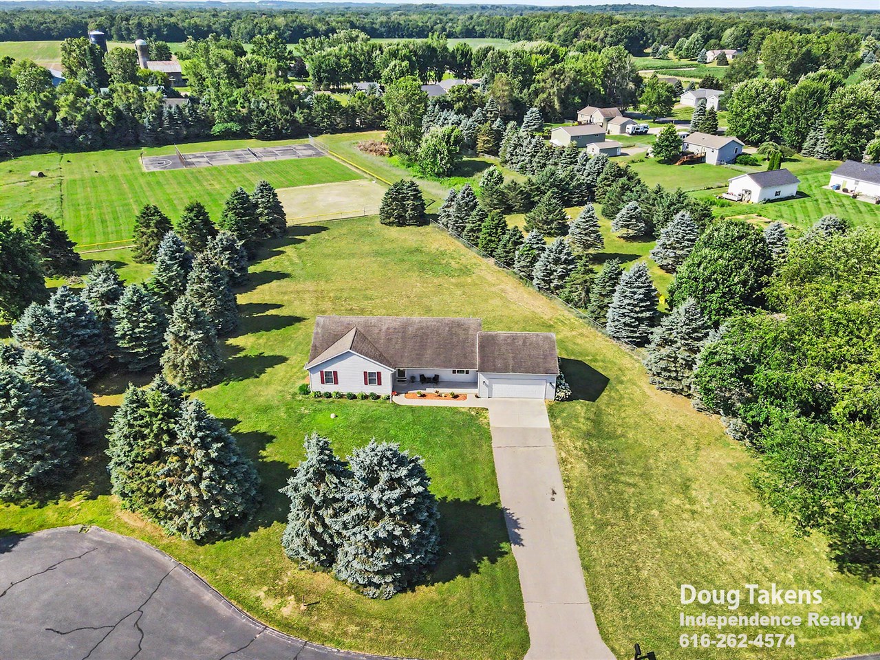 Homes for sale in Dorr, MI | 2766 Otuna Ct, Dorr, MI 49323 | MLS# 70545574