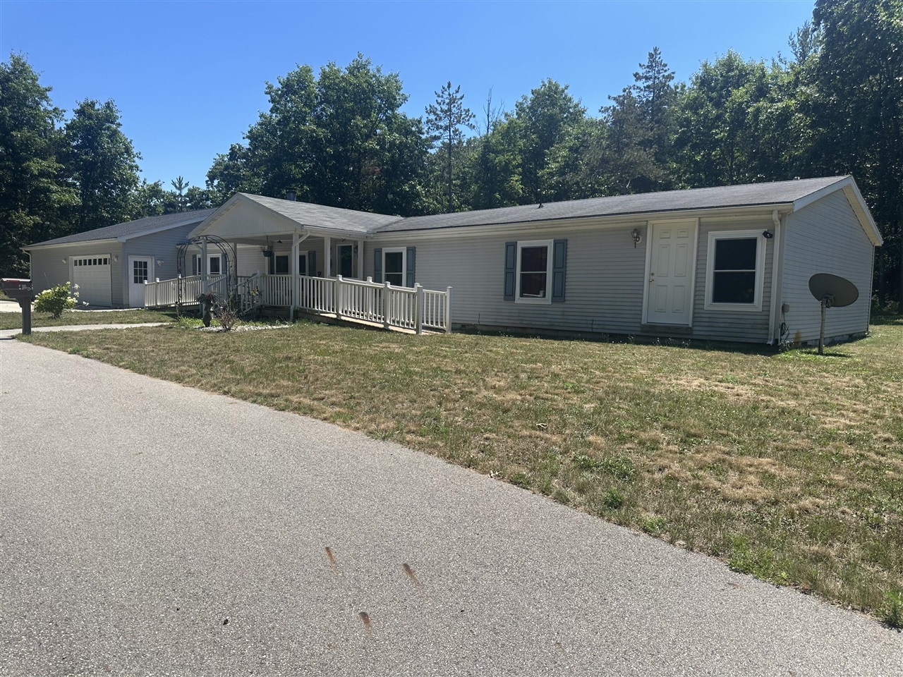 2nd image of 4932 E Polk St, White Cloud, MI 49349 | MLS# 70545582