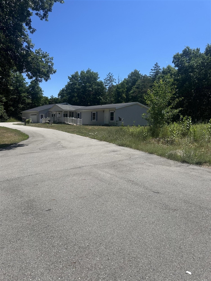 3rd image of 4932 E Polk St, White Cloud, MI 49349 | MLS# 70545582
