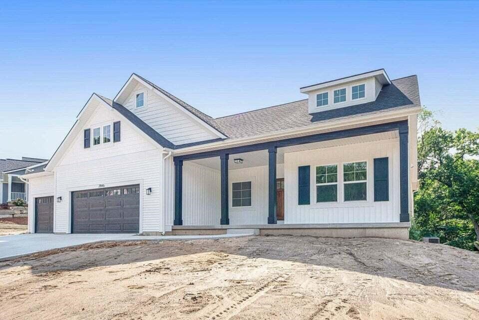 2nd image of 9689 Saint Ives Dr, Stanwood, MI 49346 | MLS# 70545617