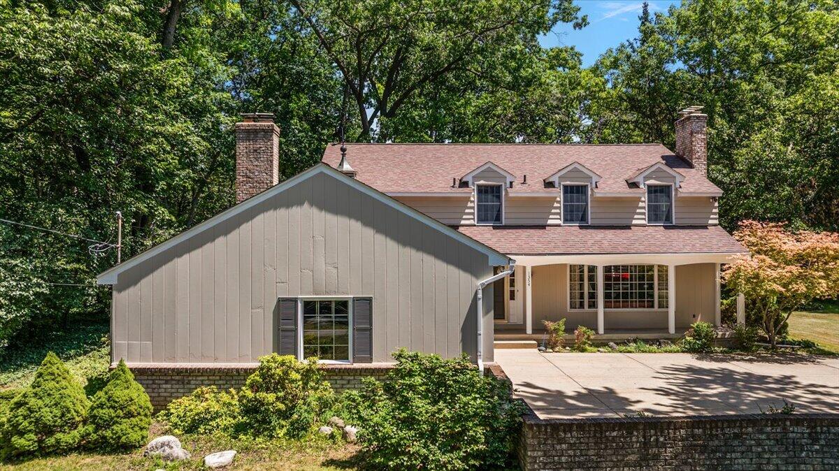 Photo 2 of Single family home for sale at 1354 Cornell Ave, Grand Rapids, MI 49506 | MLS# 70545685 | Listing updated on 2026-09-15
