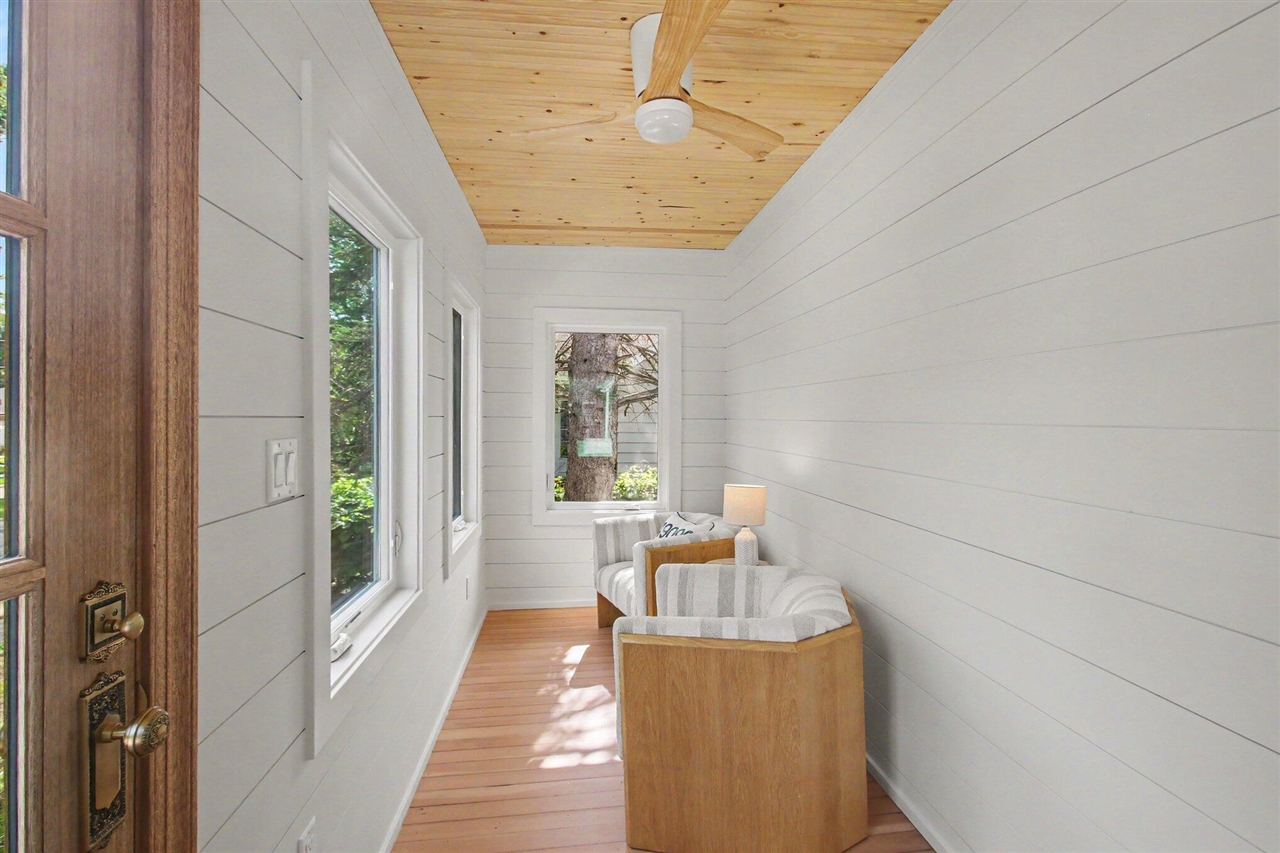 3rd image of 510 Lyon St, South Haven, MI 49090 | MLS# 70545693