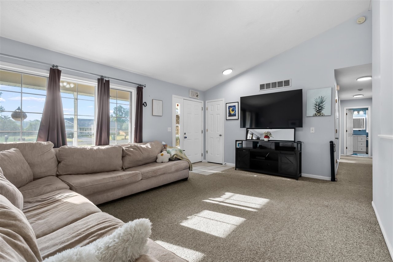 5th image of 150 Gull Pointe Dr, Battle Creek, MI 49017 | MLS# 70545697