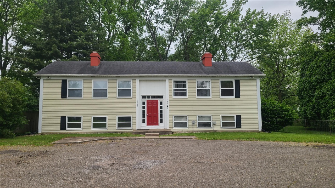 1st image of 1828 Winton Ave, Kalamazoo, MI 49001 | MLS# 70545700