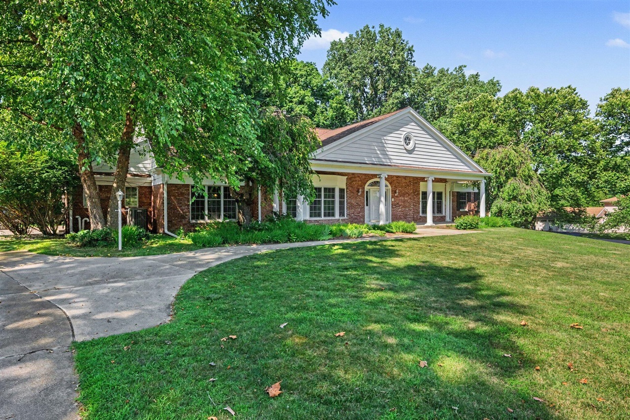 1st image of 3004 Brandywine Rd, Kalamazoo, MI 49008 | MLS# 70545705
