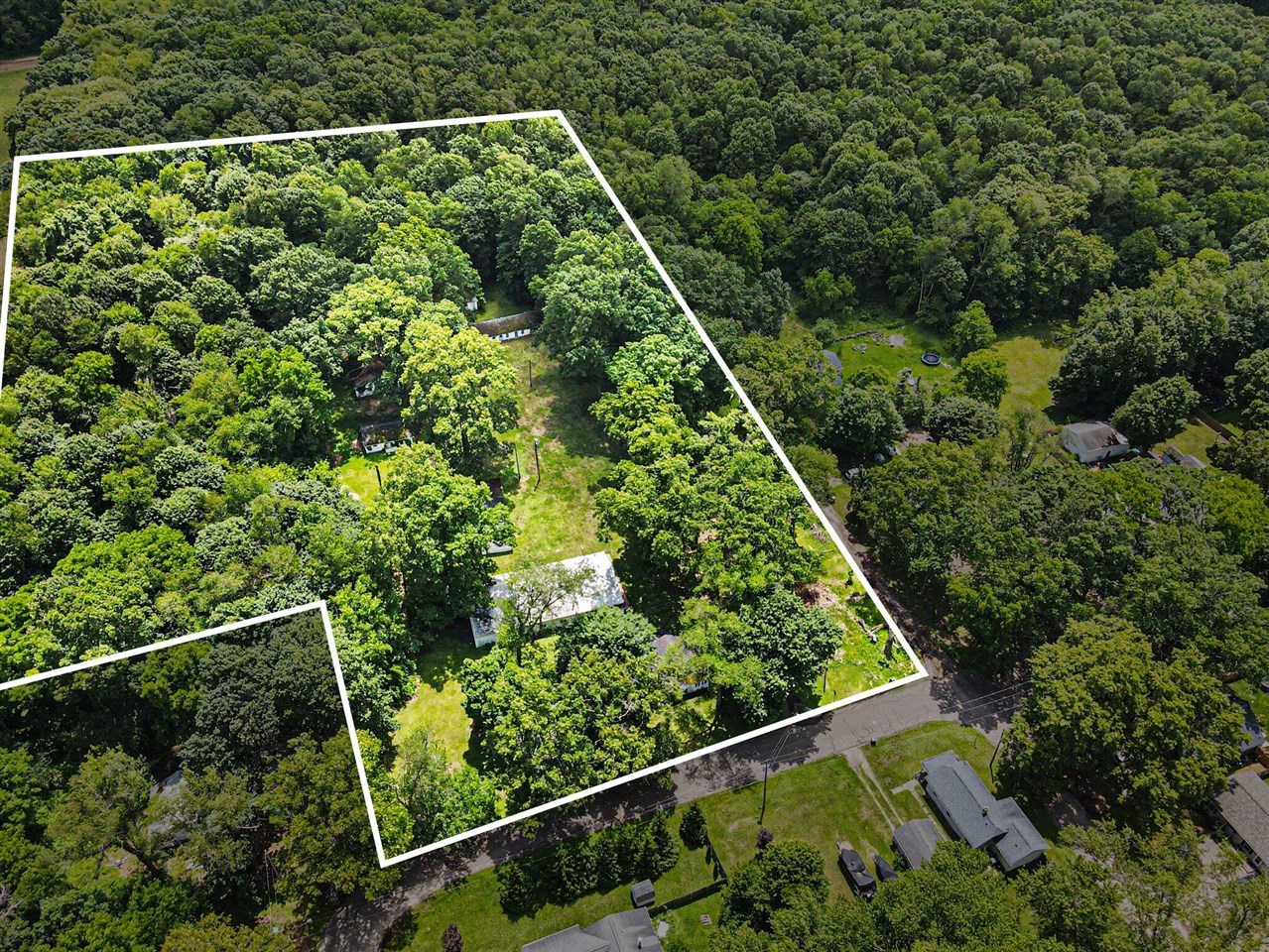 49th image of 600 Grove St, Vicksburg, MI 49097 | MLS# 70545710