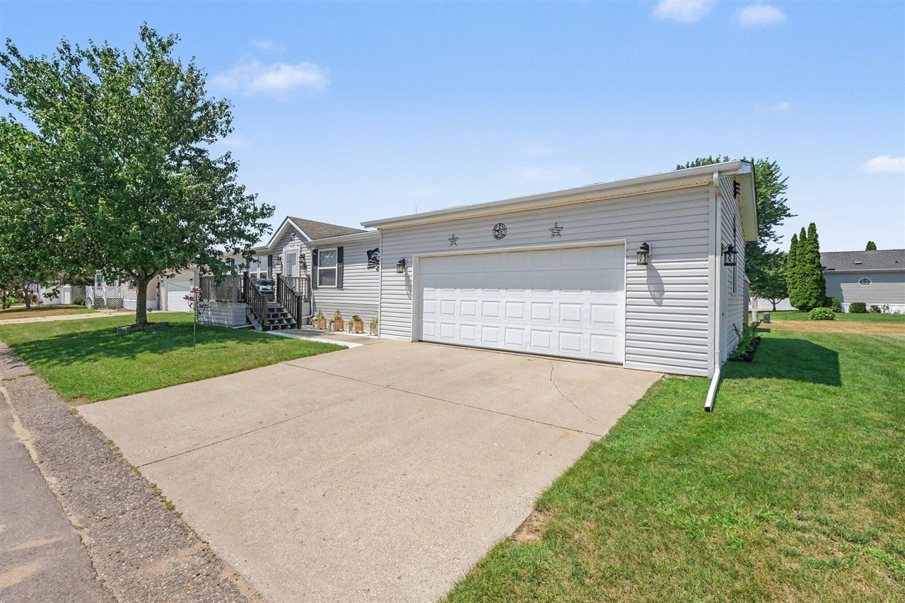 Homes for sale in Cedar Springs, MI | 13663 Ladyslipper Ln, Cedar Springs, MI 49319 | MLS# 70545767