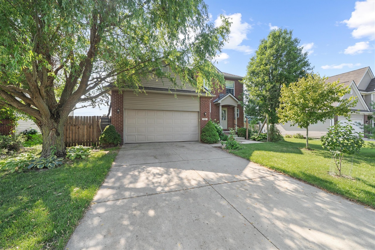 Homes for sale in Milan, MI | 816 King Fisher St, Milan, MI 48160 | MLS# 70545796