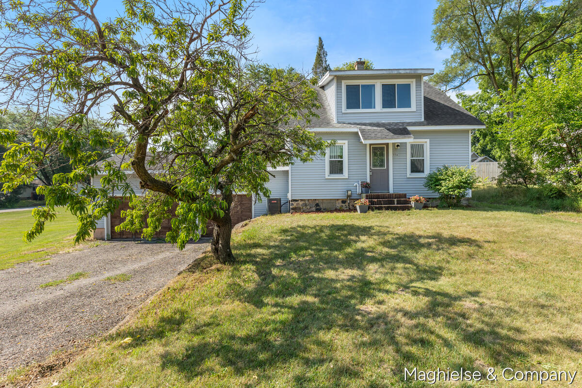 1st image of 116 Washington St, Middleville, MI 49333 | MLS# 70545821