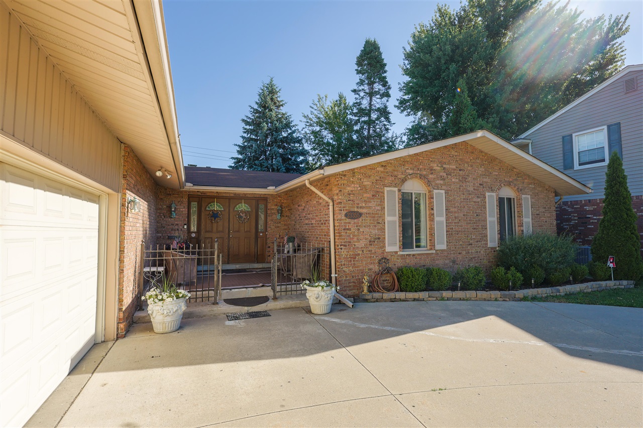 2nd image of 23355 Robert John St, Saint Clair Shores, MI 48080 | MLS# 70545824