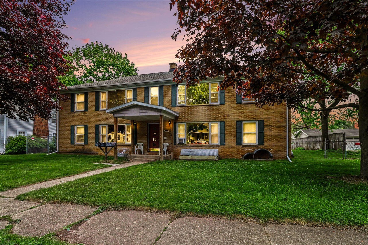 2nd image of 436 Campbell Ave, Kalamazoo, MI 49006 | MLS# 70545845