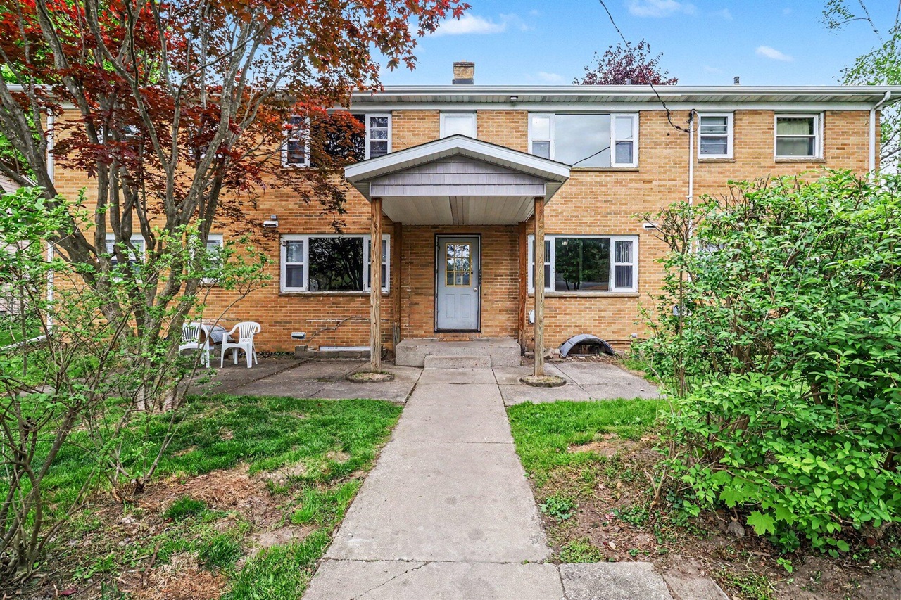 3rd image of 436 Campbell Ave, Kalamazoo, MI 49006 | MLS# 70545845