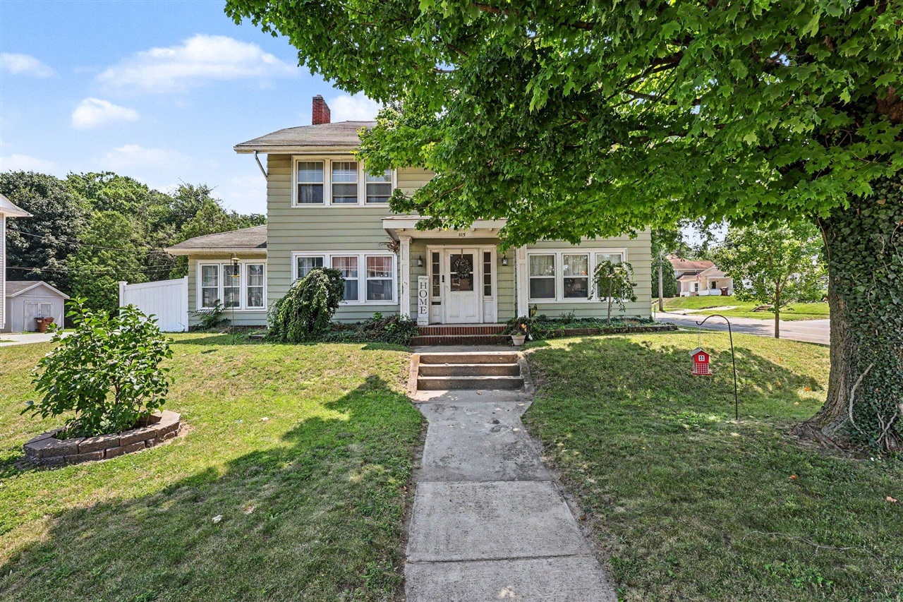 1st image of 1115 W Michigan Ave, Jackson, MI 49202 | MLS# 70545854