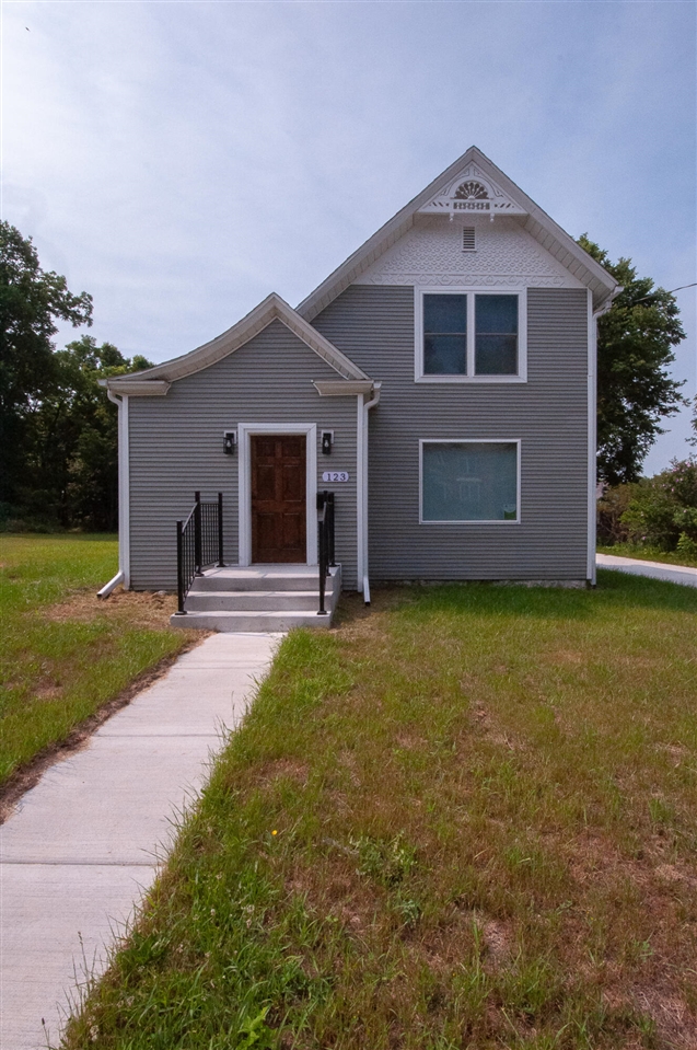 1st image of 123 W Manchester St, Battle Creek, MI 49037 | MLS# 70545876