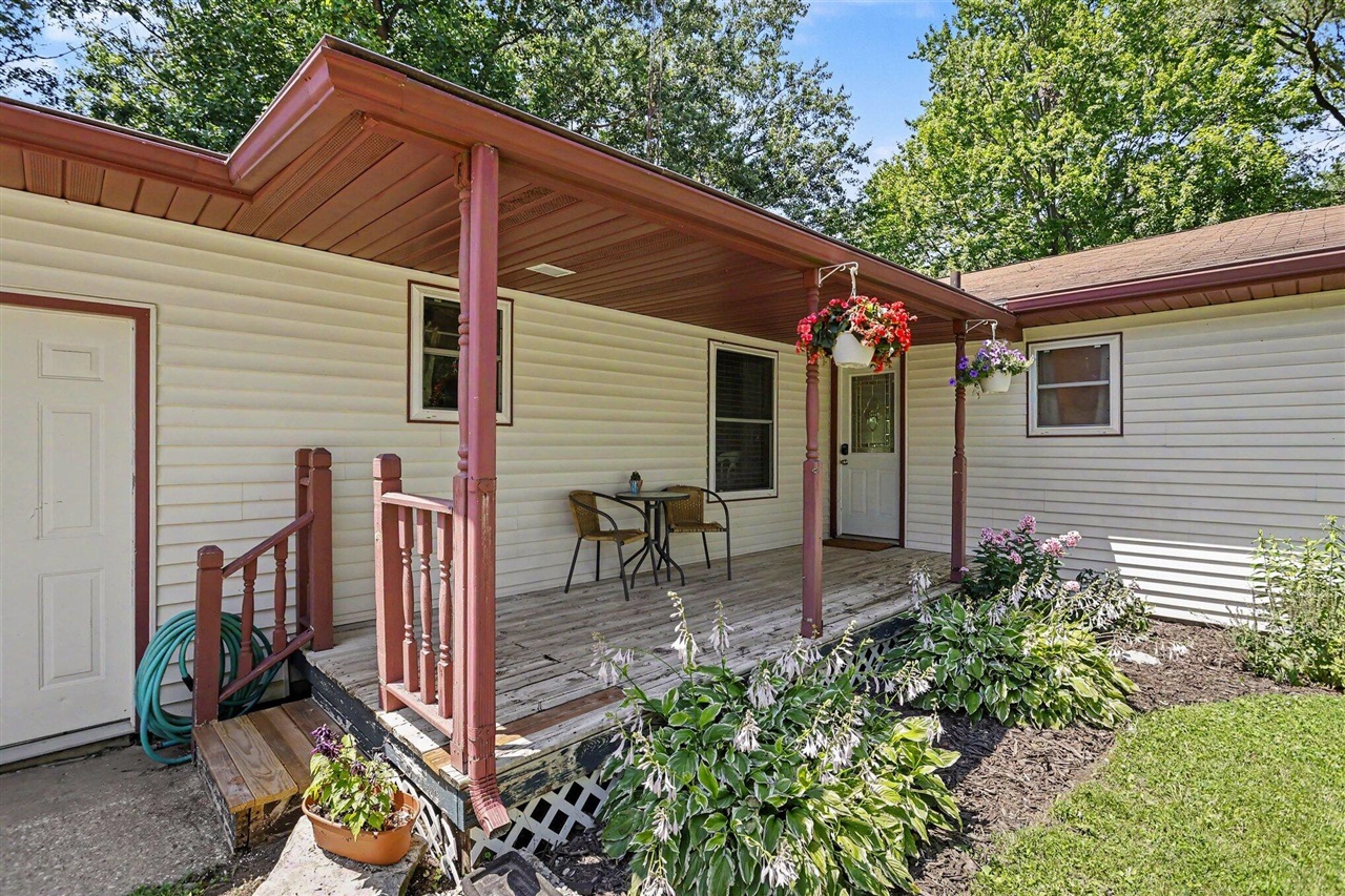 Homes for sale in Watervliet, MI | 4226 John Goff Rd, Watervliet, MI 49098 | MLS# 70545889