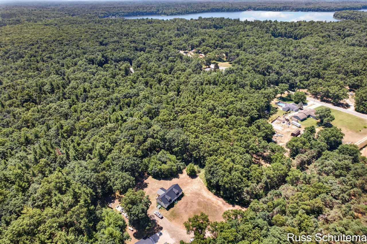 3rd image of 11508 Nichols Rd, Holton, MI 49425 | MLS# 70545892