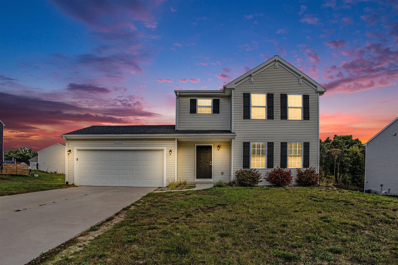1st image of 10841 Carmen Oak Dr, Lowell, MI 49331 | MLS# 70545906