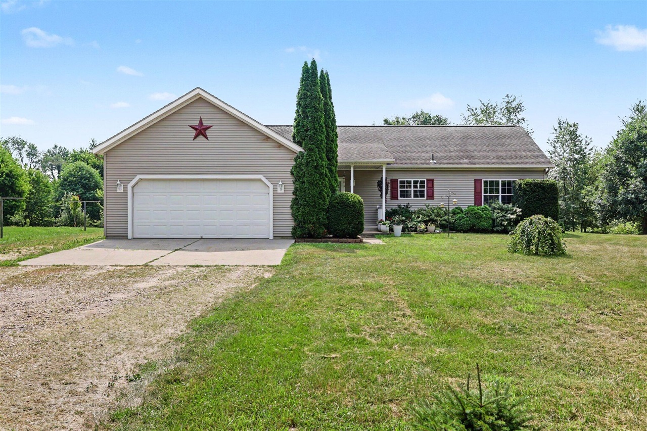 2nd image of 3324 9 1/2 Mile Rd, Burlington, MI 49029 | MLS# 70545926