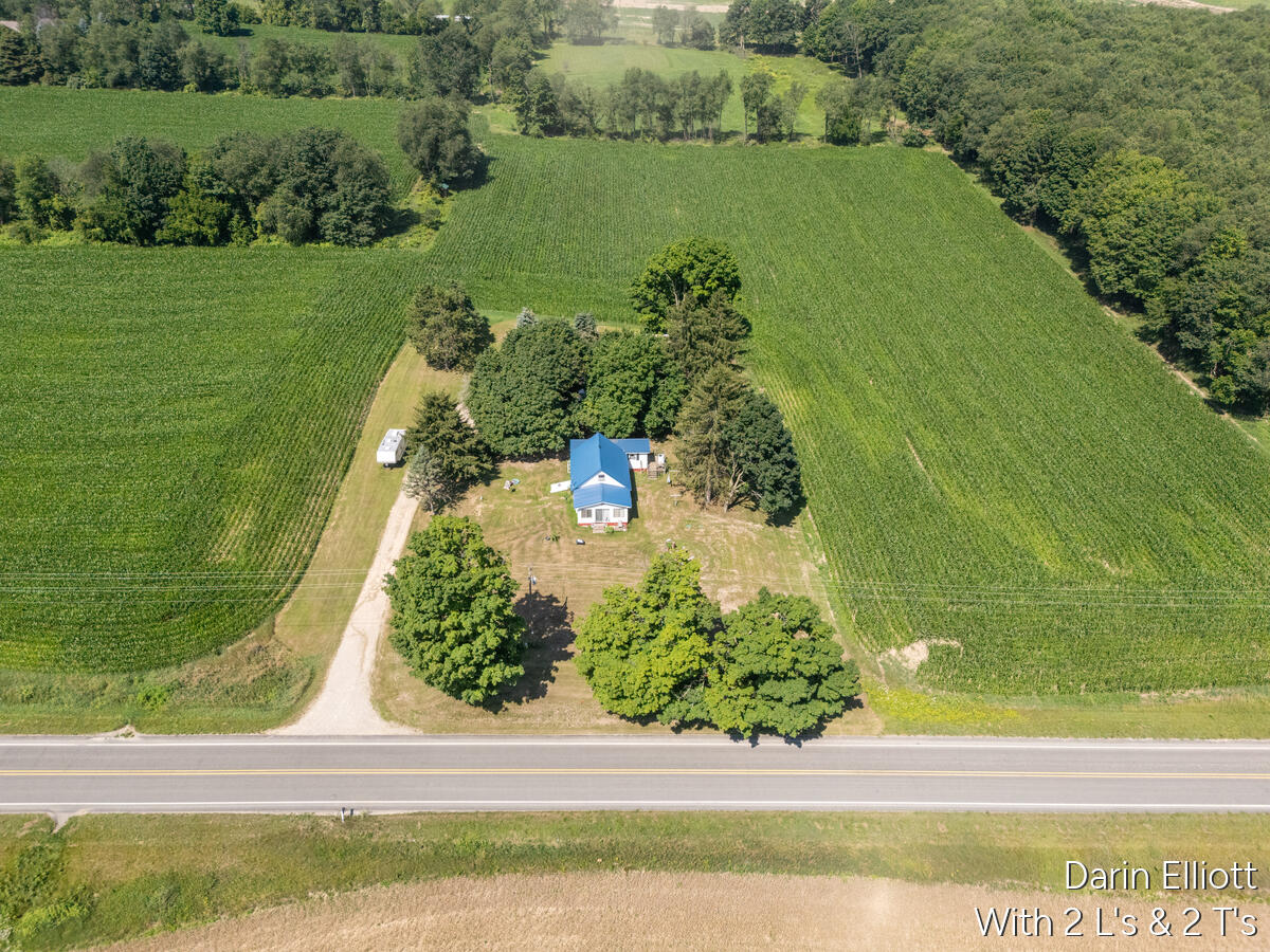 5th image of 3703 N Cedar Lake Rd, Edmore, MI 48829 | MLS# 70545945