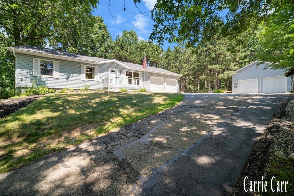 2nd image of 8670 Wolven Ave, Rockford, MI 49341 | MLS# 70545948