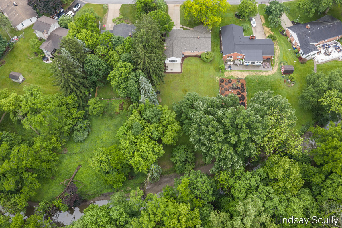 2nd image of 1955 Millbank St, Grand Rapids, MI 49508 | MLS# 70545989