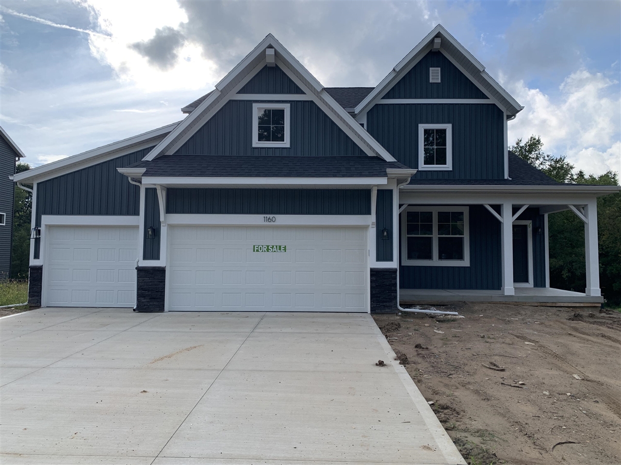 Photo 1 of Single family home for sale at 1160 N Washington St, Lowell, MI 49331 | MLS# 70546020 | Listing updated on 2026-09-21
