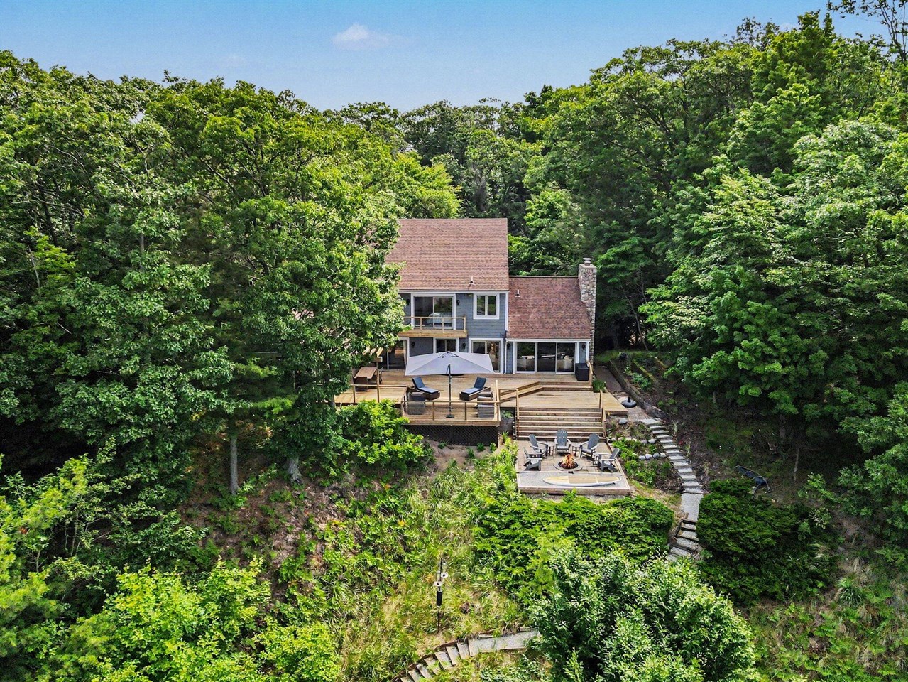 1st image of 18240 N Shore Estates Rd, Spring Lake, MI 49456 | MLS# 70546023