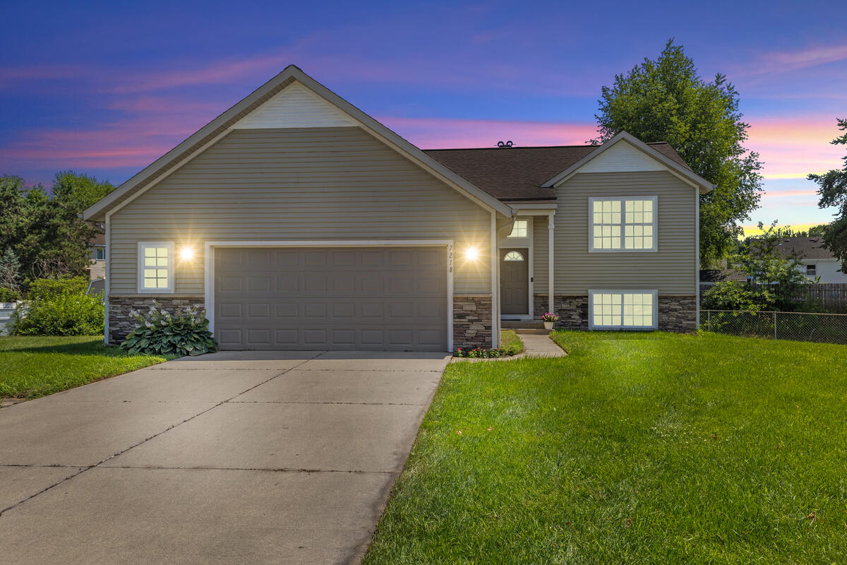 33rd image of 7218 Waterview Ln, Allendale, MI 49401 | MLS# 70546028