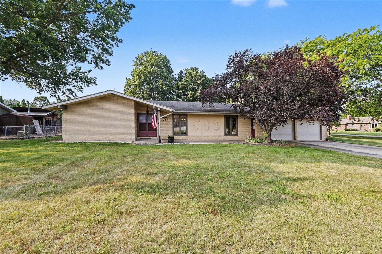 1st image of 2436 Fountain Ln, Stevensville, MI 49127 | MLS# 70546031
