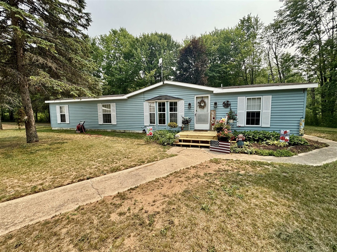 1st image of 8464 15 Mile Rd, Paris, MI 49338 | MLS# 70546037