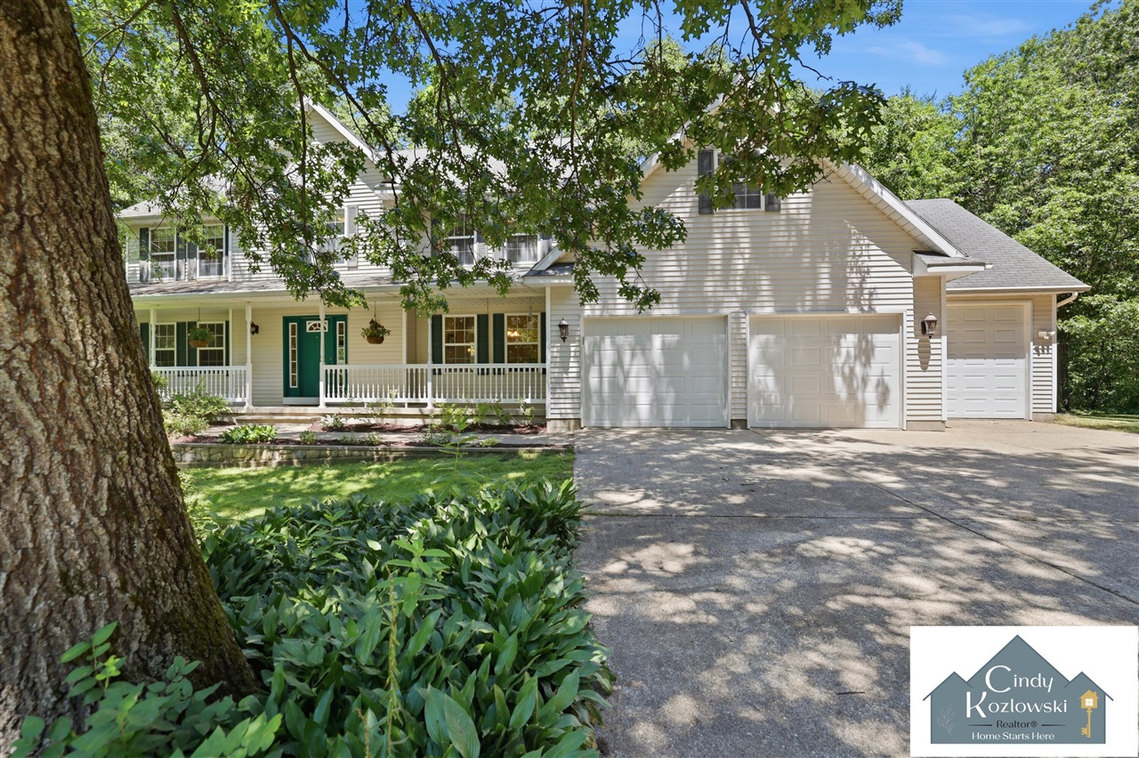 1st image of 4959 Brookestone Dr, Rockford, MI 49341 | MLS# 70546057