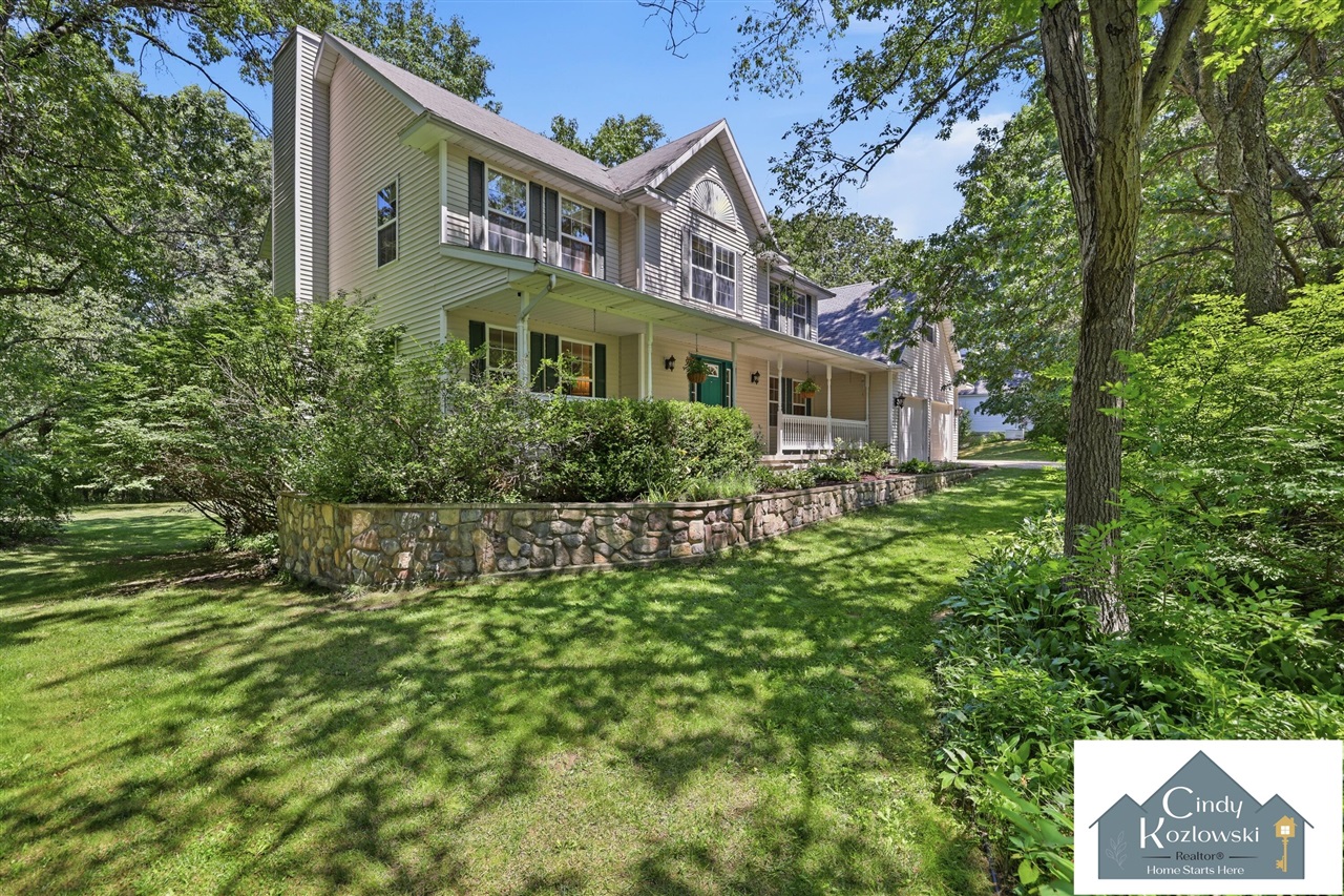 3rd image of 4959 Brookestone Dr, Rockford, MI 49341 | MLS# 70546057