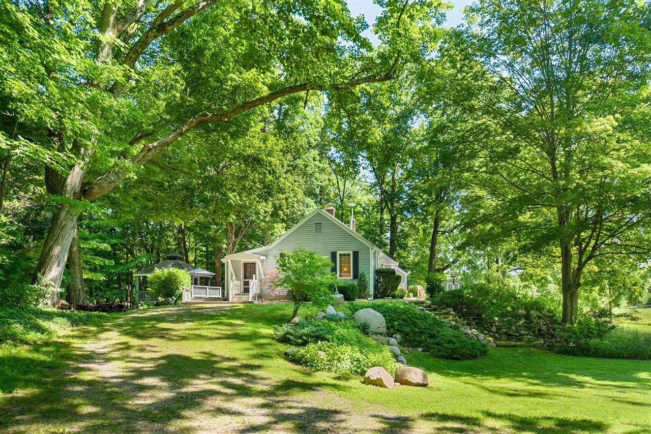 3rd image of 5515 Kaiser Rd, Sawyer, MI 49125 | MLS# 70546066
