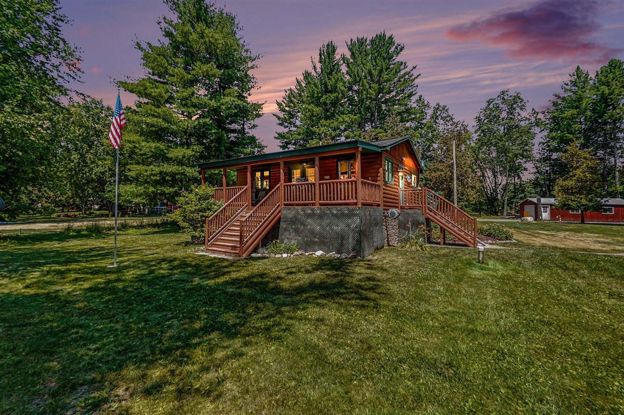1st image of 16065 Roaring Brook Dr, Hersey, MI 49639 | MLS# 70546073