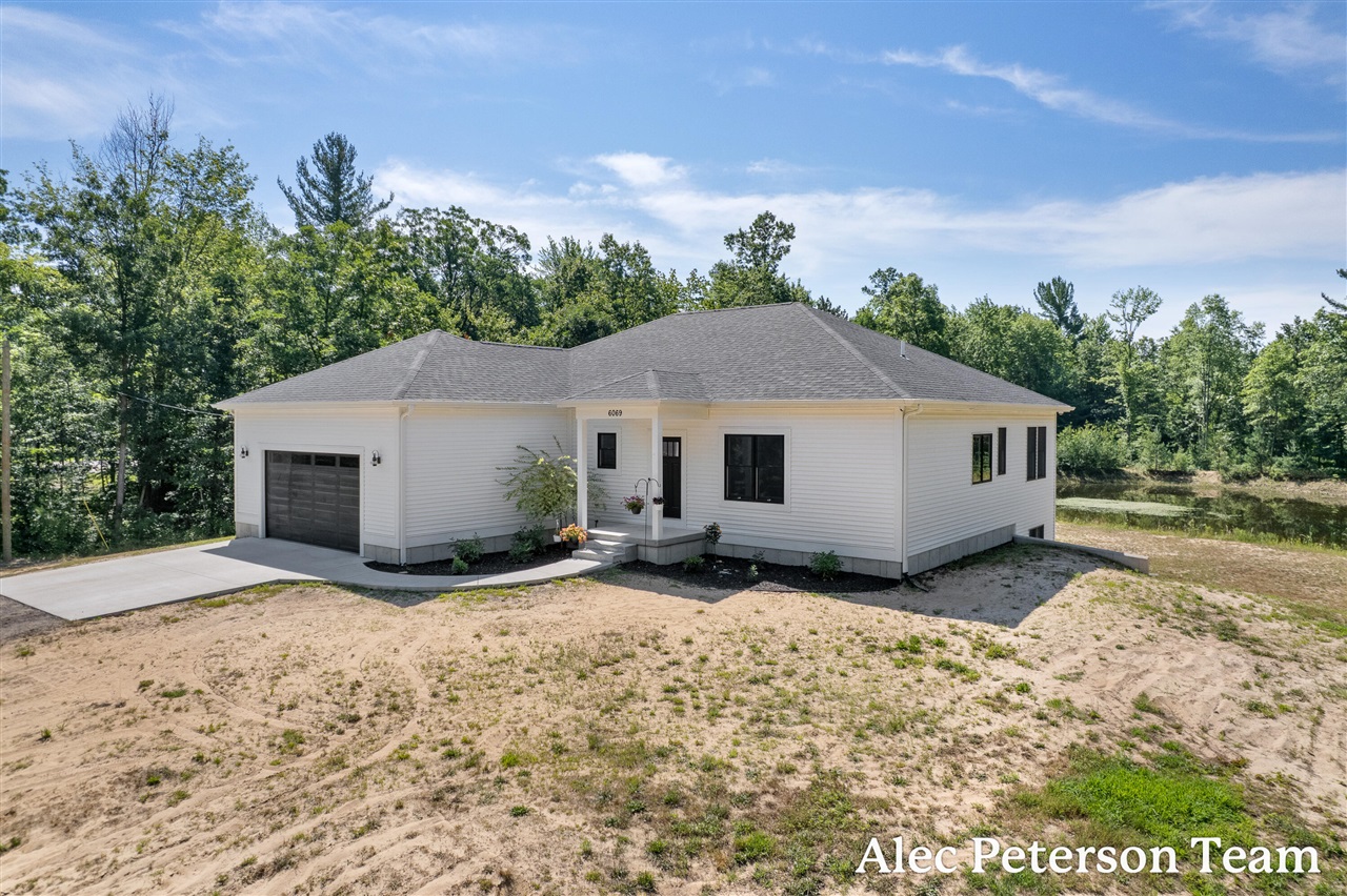 4th image of 6069 Ruthie Lane, Fruitport, MI 49415 | MLS# 70546100