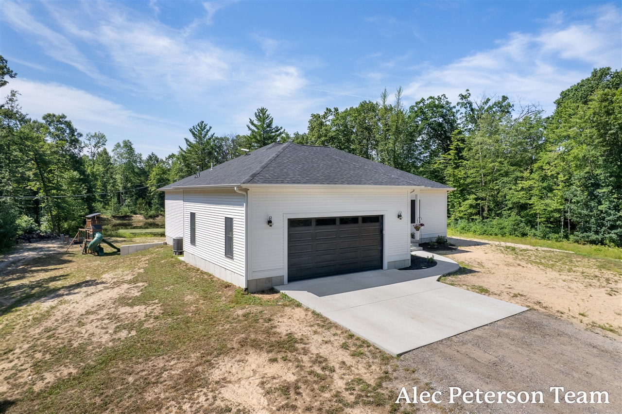 5th image of 6069 Ruthie Lane, Fruitport, MI 49415 | MLS# 70546100