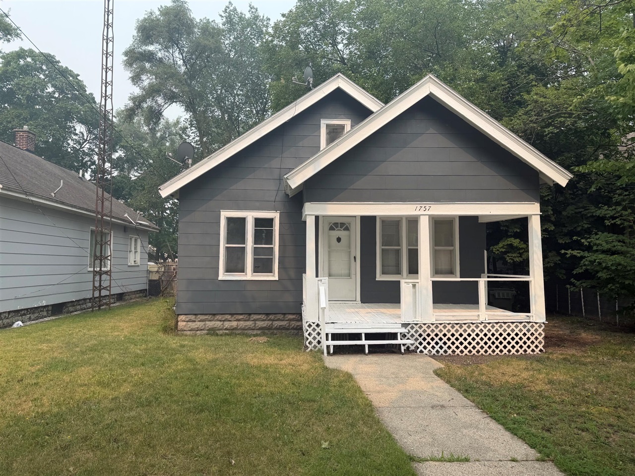 1st image of 1757 Smith St, Muskegon, MI 49442 | MLS# 70546184