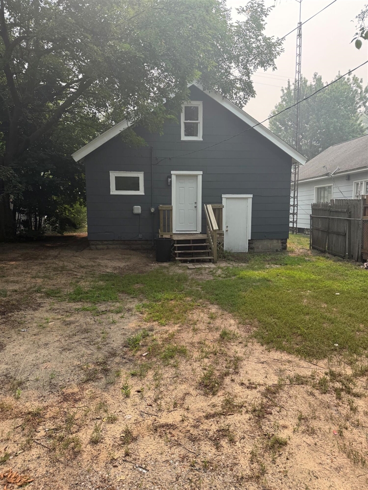 15th image of 1757 Smith St, Muskegon, MI 49442 | MLS# 70546184