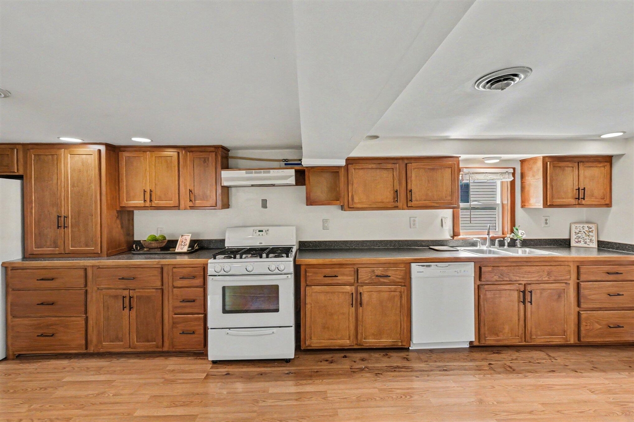 Homes for sale in Cedar Springs, MI | 155 N 5Th St, Cedar Springs, MI 49319 | MLS# 70546213