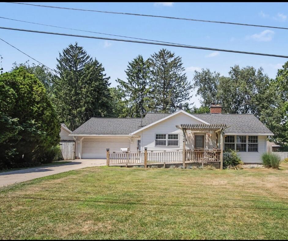 Homes for sale in Belding, MI | 1017 Pearl St, Belding, MI 48809 | MLS# 70546223