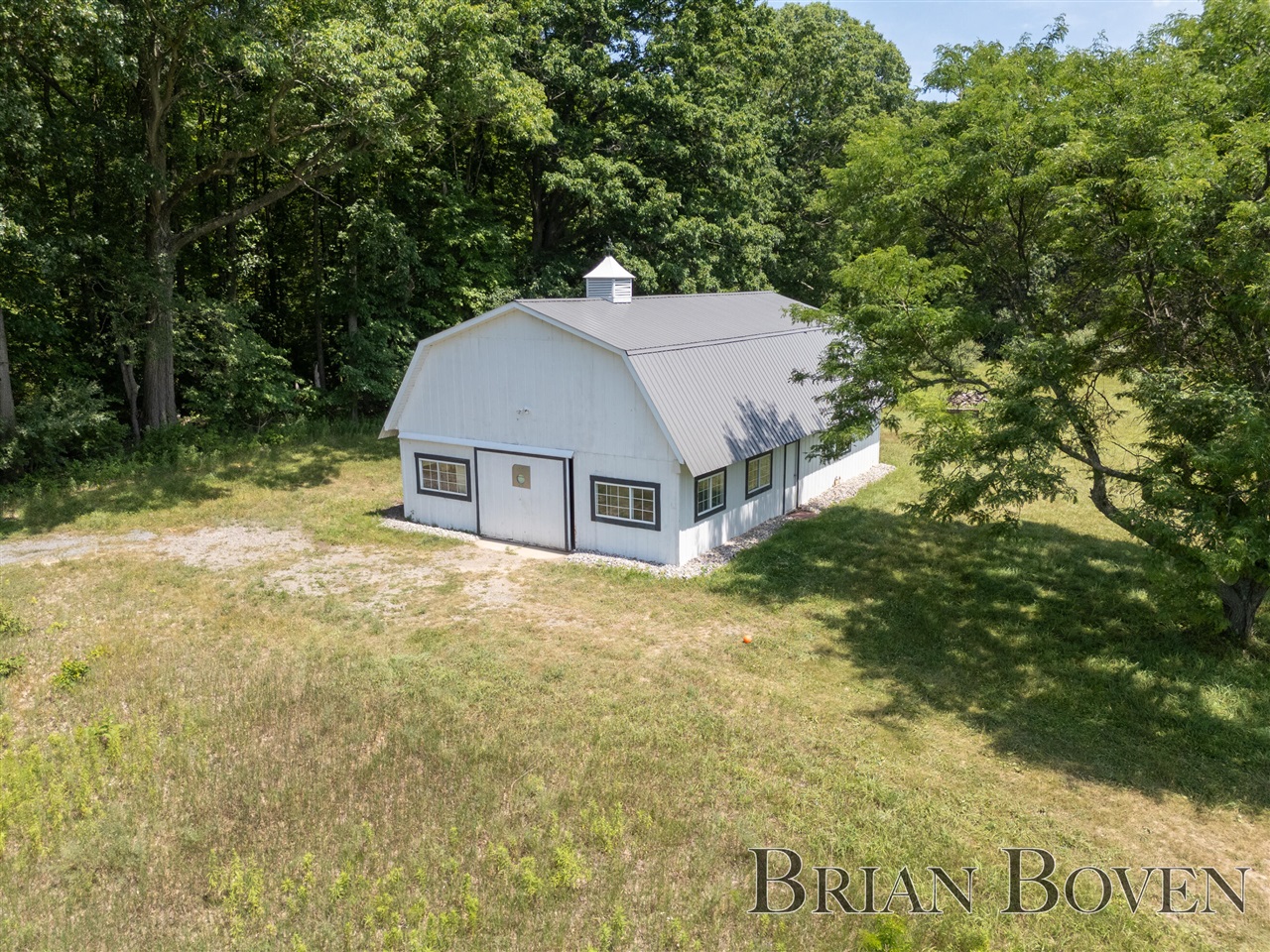 4th image of 8580 Winterforest Dr, Rockford, MI 49341 | MLS# 70546267