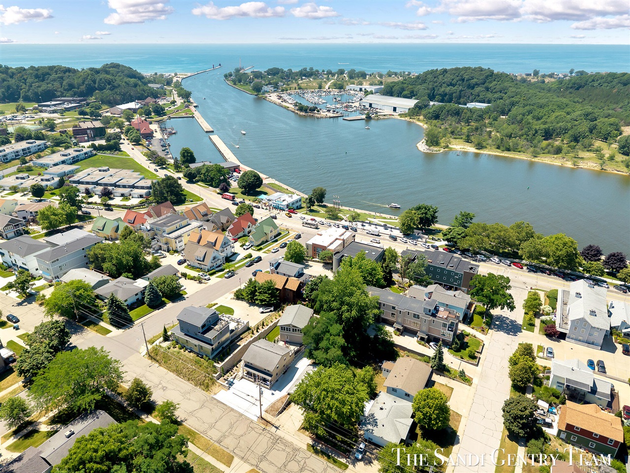 2nd image of 215 217 S 1st St, Grand Haven, MI 49417 | MLS# 70546272