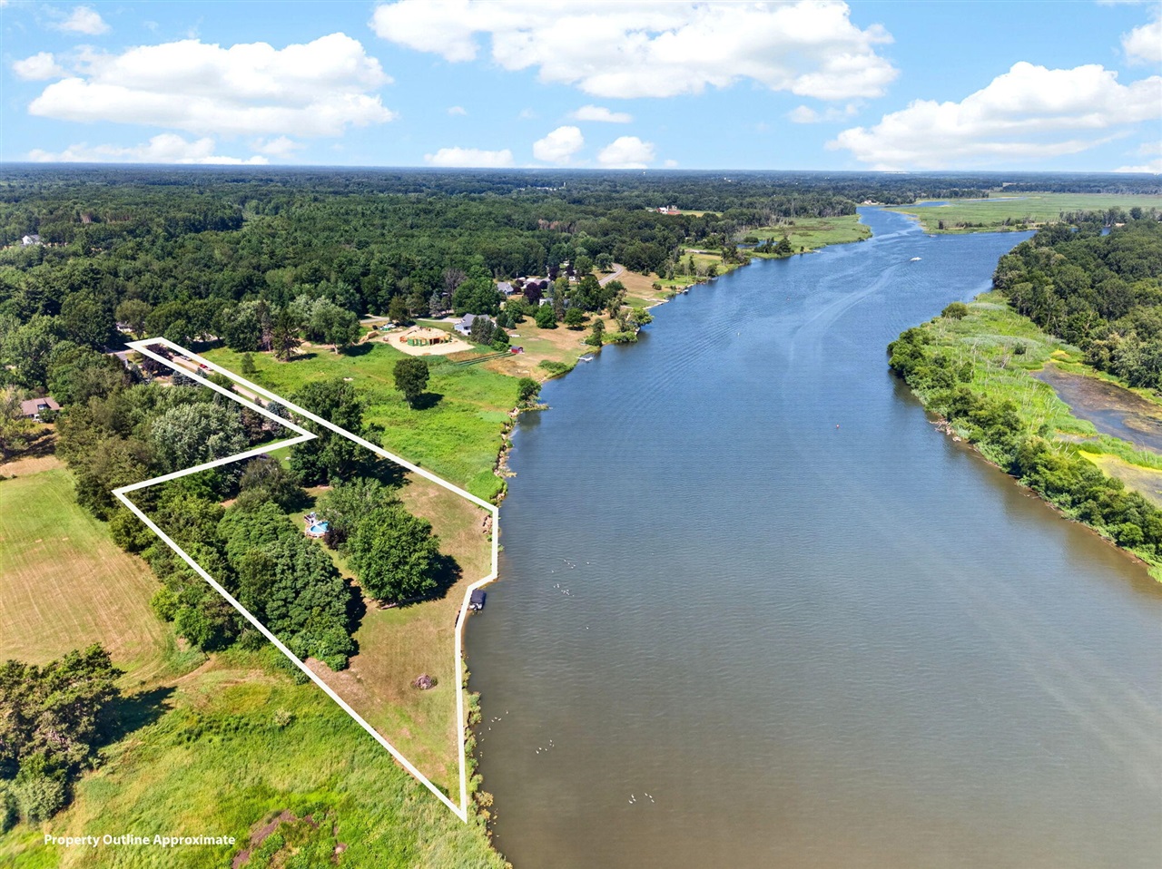 2nd image of 14911 Groenevelt Rd, Spring Lake, MI 49456 | MLS# 70546275