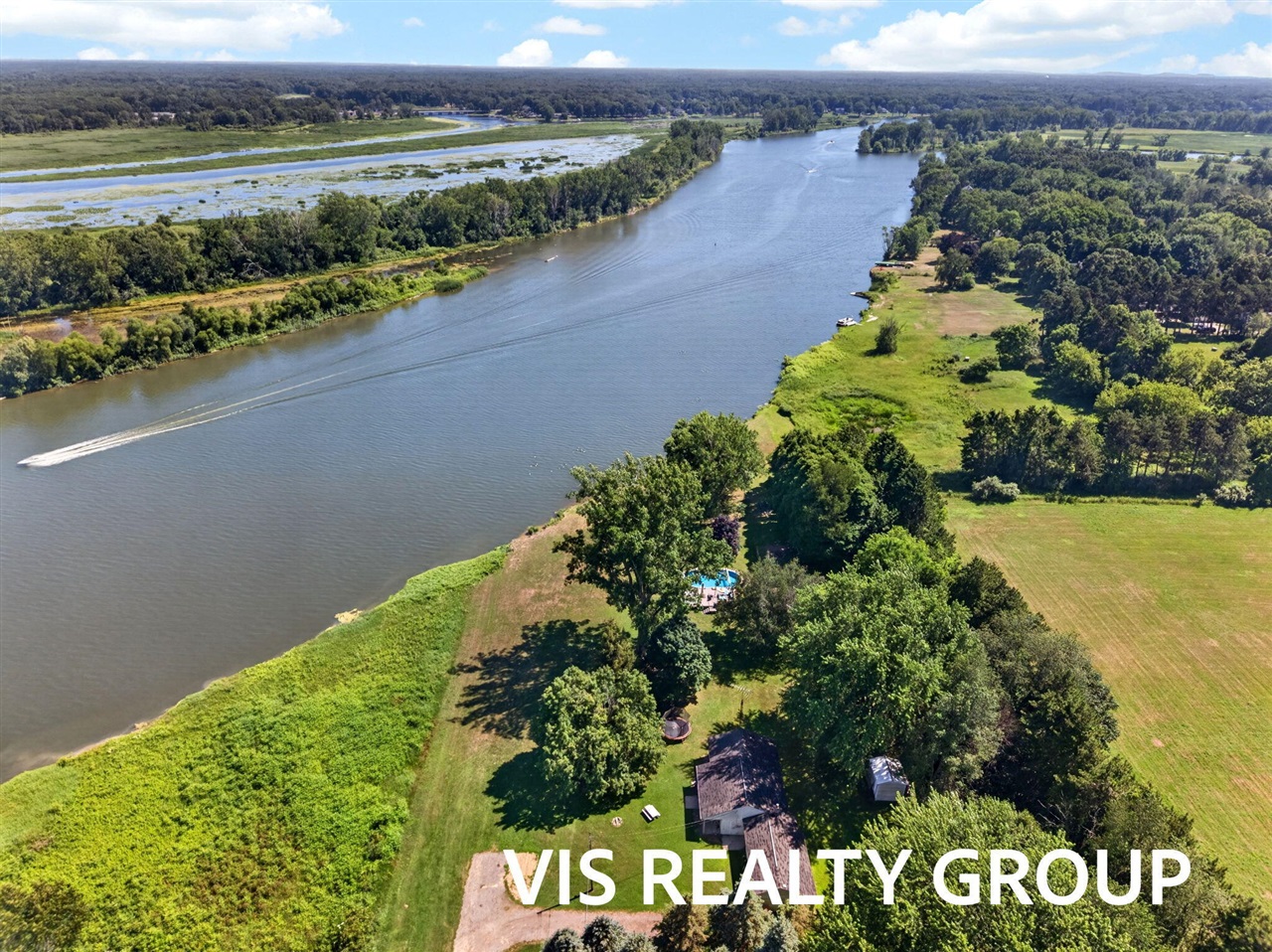 3rd image of 14911 Groenevelt Rd, Spring Lake, MI 49456 | MLS# 70546275